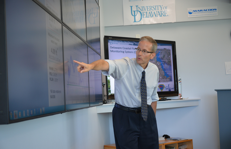 Delaware State Climatologist Daniel Leathers presents research on coastal flood monitoring during a discussion of coastal resilience in the Smith Global Visualization Laboratory. Leathers, who holds a doctorate, is co-director of the Delaware Environmental Observing System and a professor of geography at the College of Earth, Ocean and Environment. SOURCE SUBMITTED